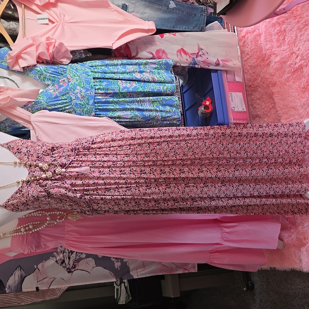 Chic Floral Maxi Dress in Pink and Purple New - Picture 16 of 17